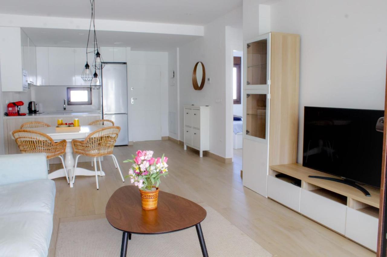 Beautiful Condo In Laguna Beach Resort Overlooking Laguna Rosa In Torrevieja With 2 Bedrooms And 2 Bathrooms 외부 사진