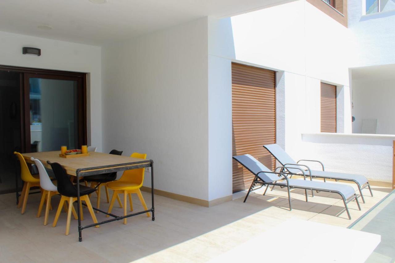 Beautiful Condo In Laguna Beach Resort Overlooking Laguna Rosa In Torrevieja With 2 Bedrooms And 2 Bathrooms 외부 사진